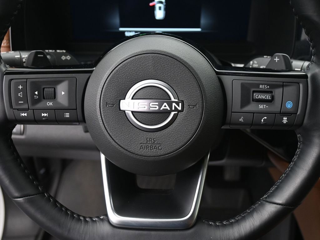 Used 2024 Nissan Pathfinder Platinum image 22