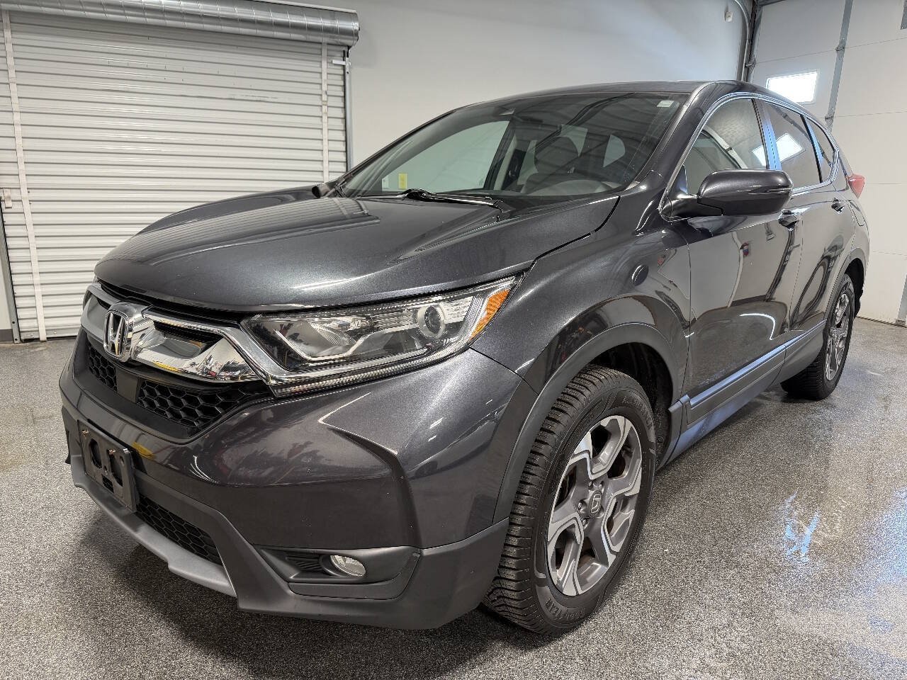 Used 2017 Honda CR-V EX image 2