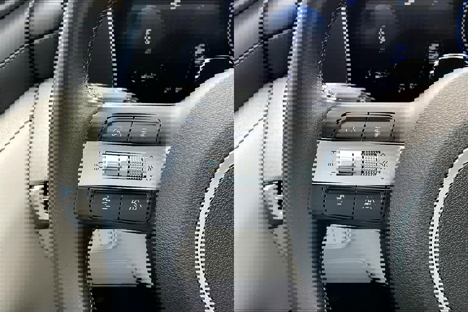 Certified 2025 Hyundai Tucson SEL image 22