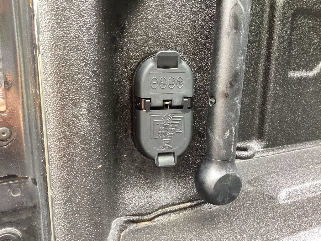 Used 2022 Chevrolet Silverado 2500 LTZ AWD/4WD image 17