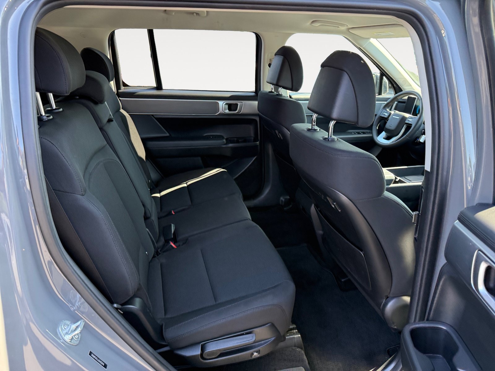 Certified 2025 Hyundai Santa Fe SE FWD image 18