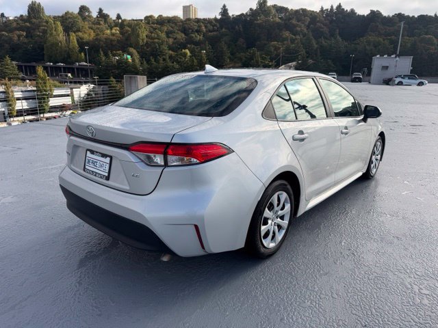 Used 2024 Toyota Corolla LE FWD image 3