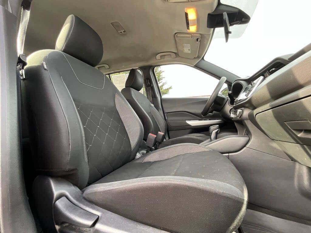 Used 2020 Nissan Kicks SV image 12