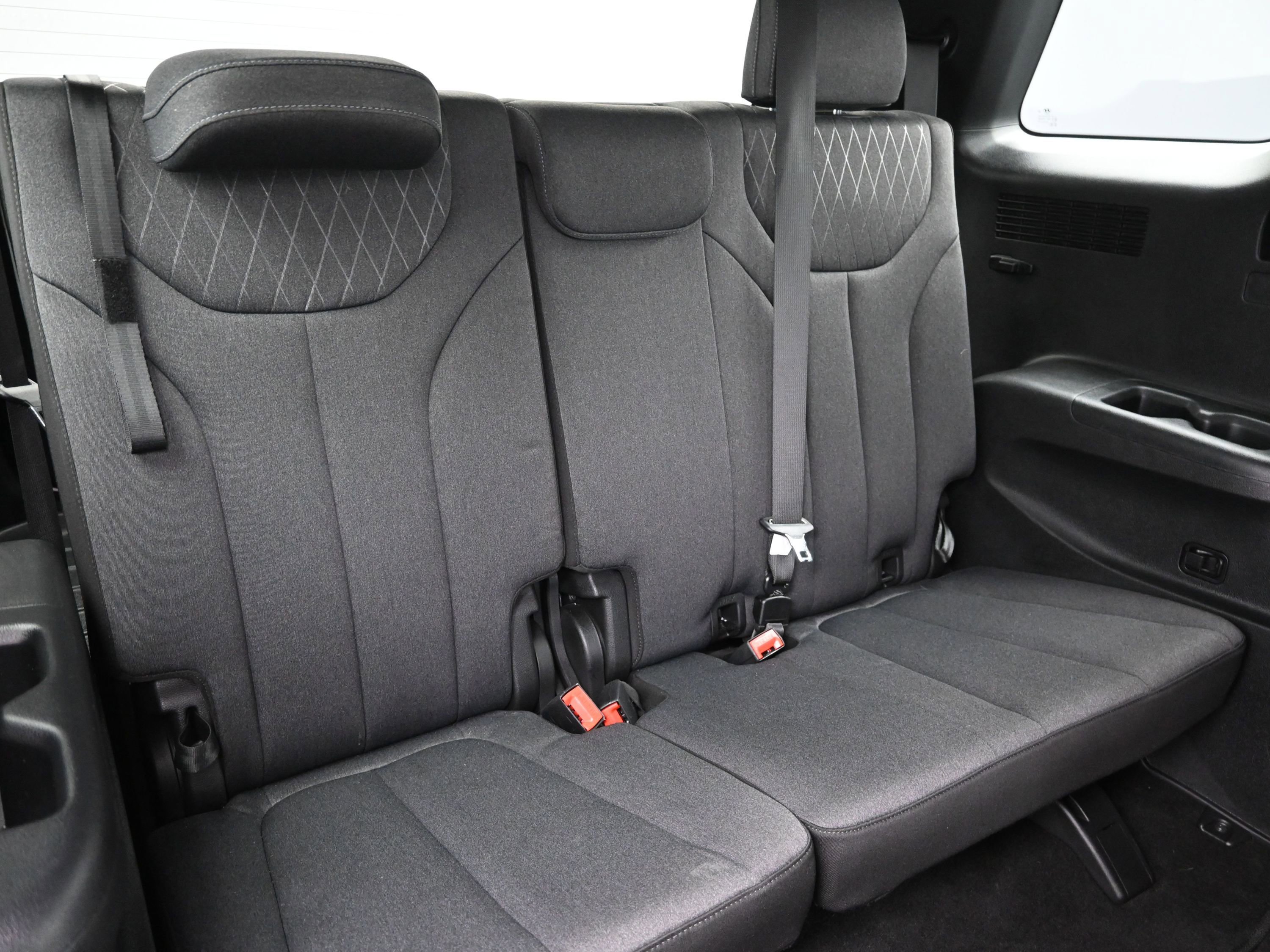 Used 2022 Hyundai Palisade SEL image 25