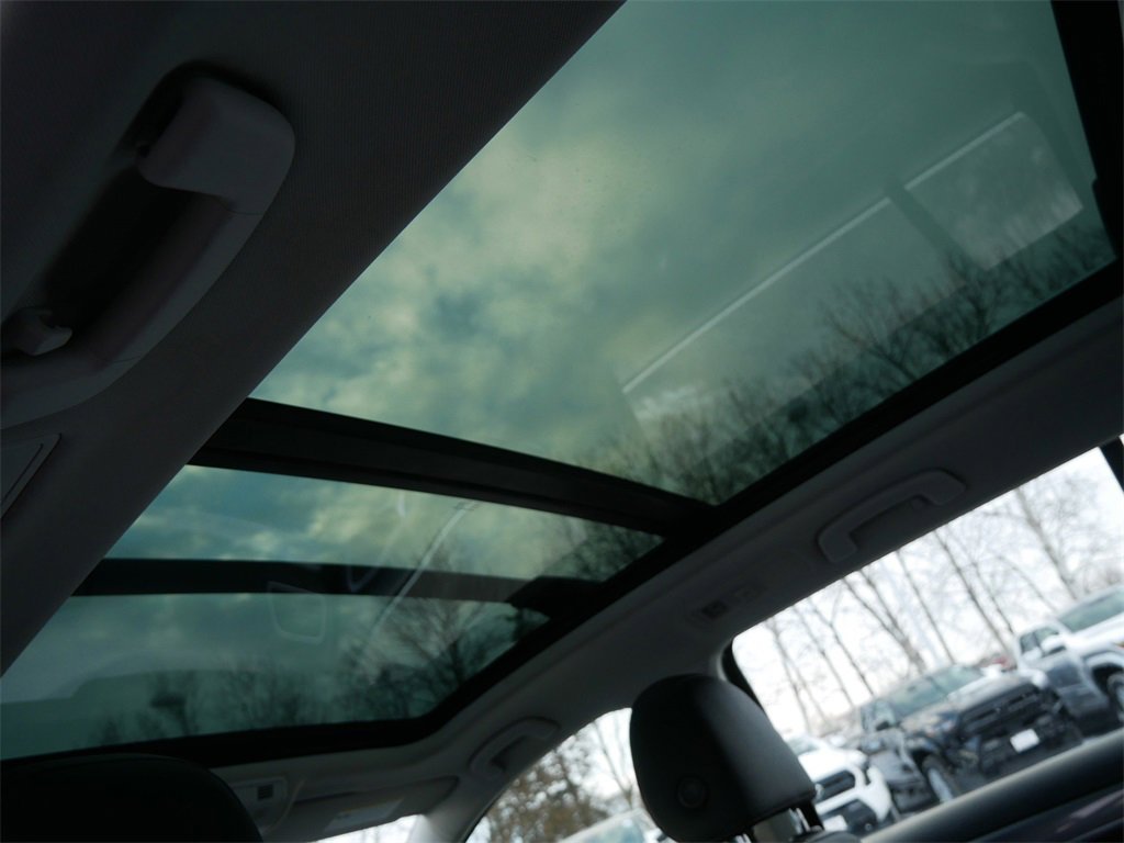 Used 2017 Volkswagen Golf Alltrack SEL image 12