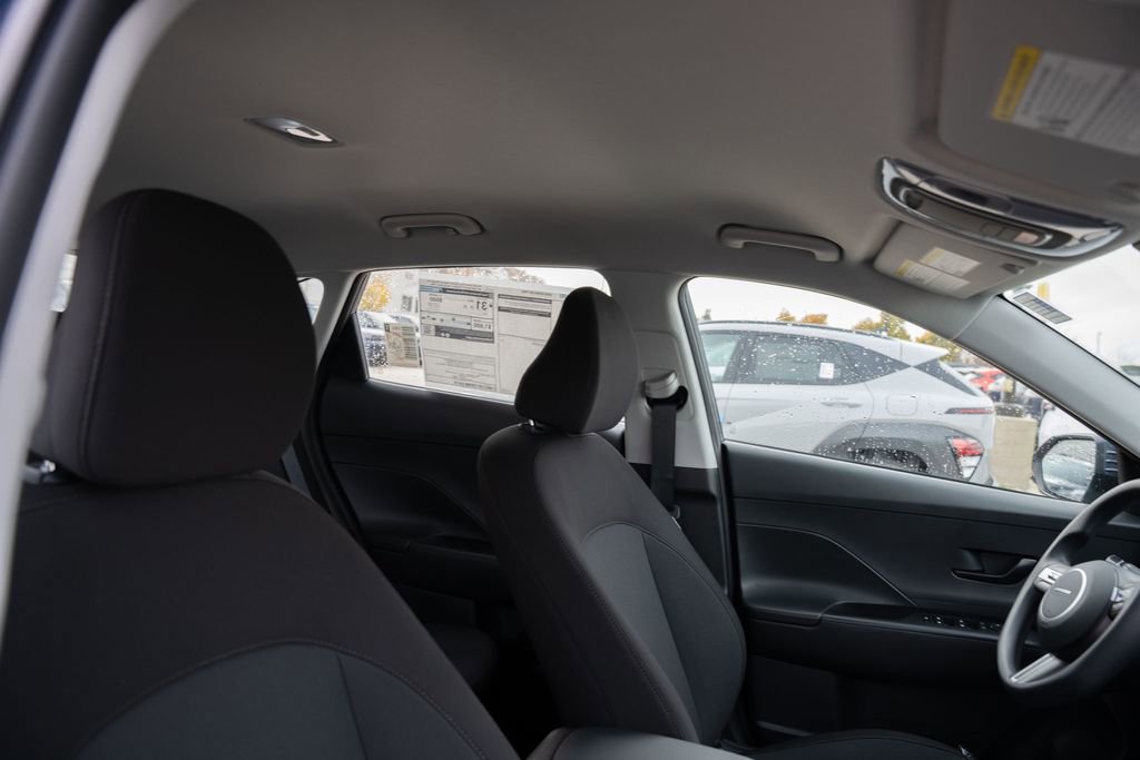 New 2026 Hyundai Kona SE image 12