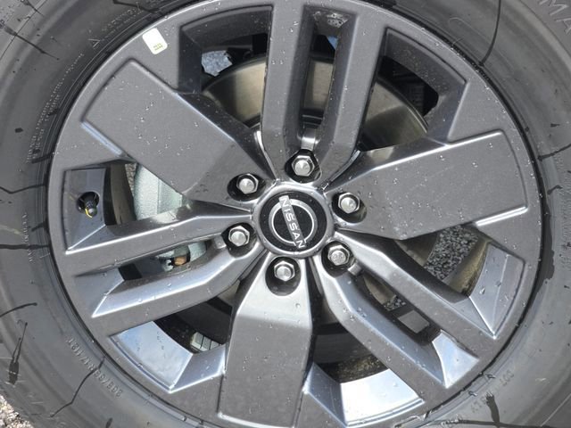 New 2026 Nissan Frontier SV w/ SV Convenience Package AWD/4WD image 9