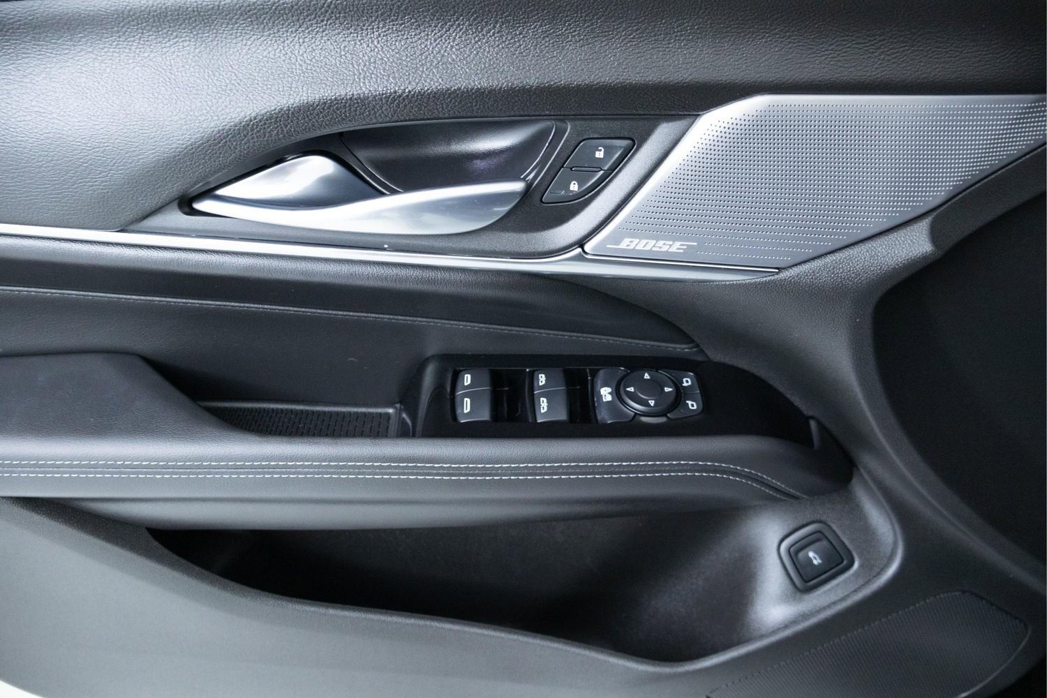 Used 2023 Cadillac CT4 Luxury w/ Sun And Sound Package image 25