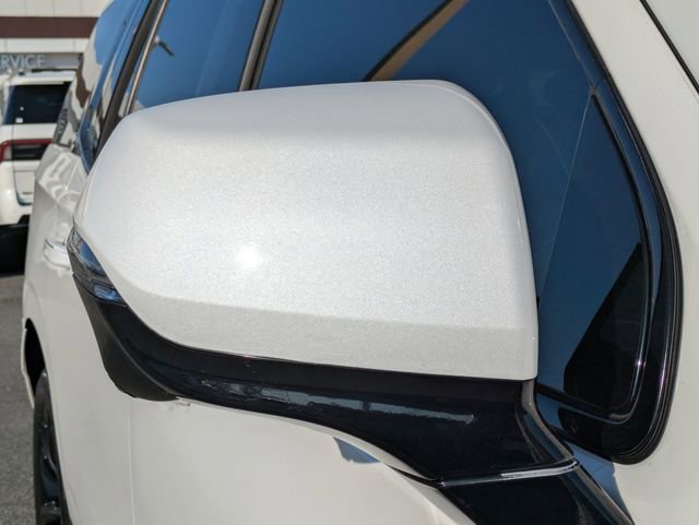 Used 2023 Cadillac Escalade Sport Platinum w/ LPO, ONYX Package image 12