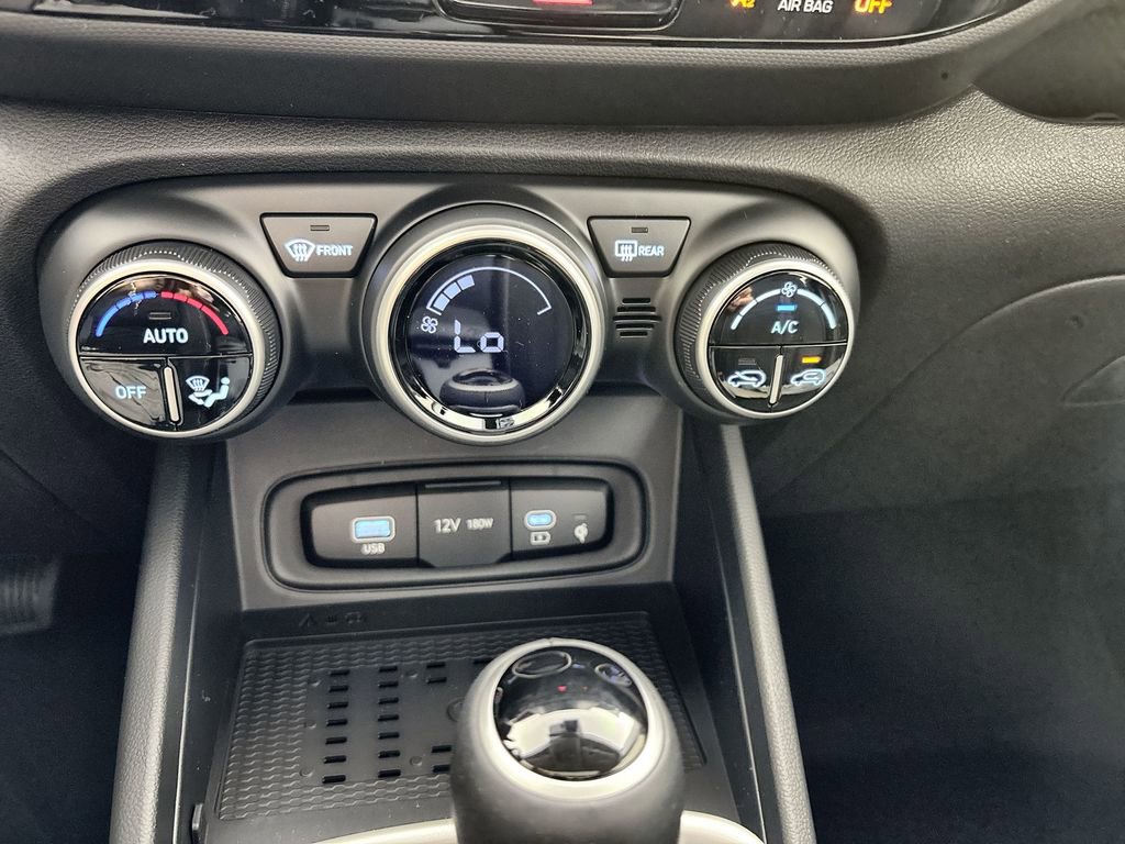 New 2026 Hyundai Venue SEL FWD image 17