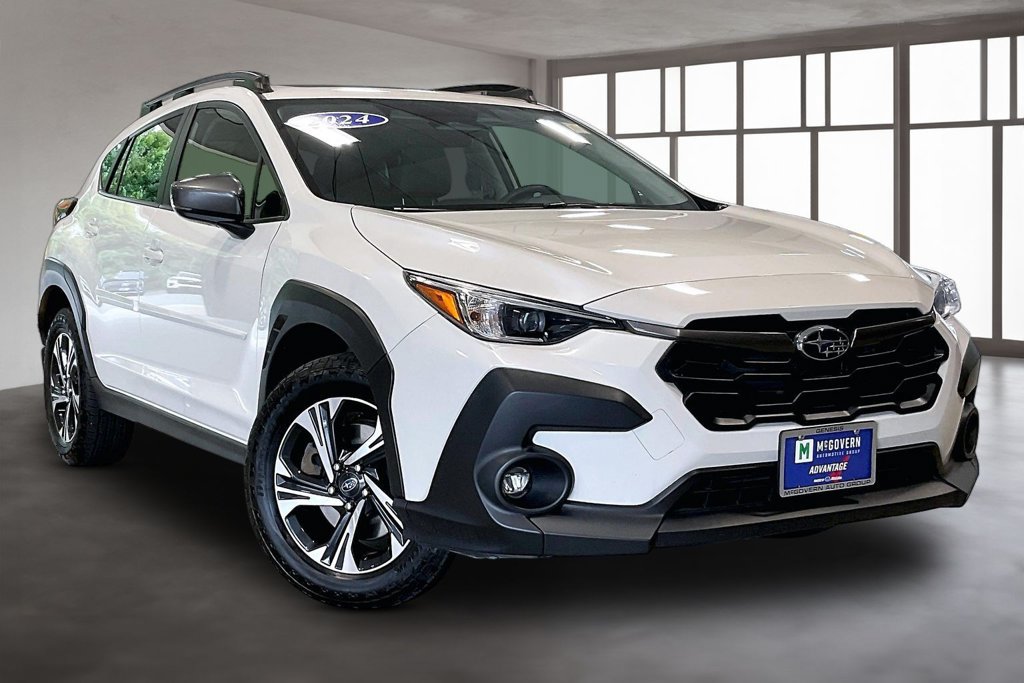 Used 2024 Subaru Crosstrek 2.0i Premium AWD/4WD image 3