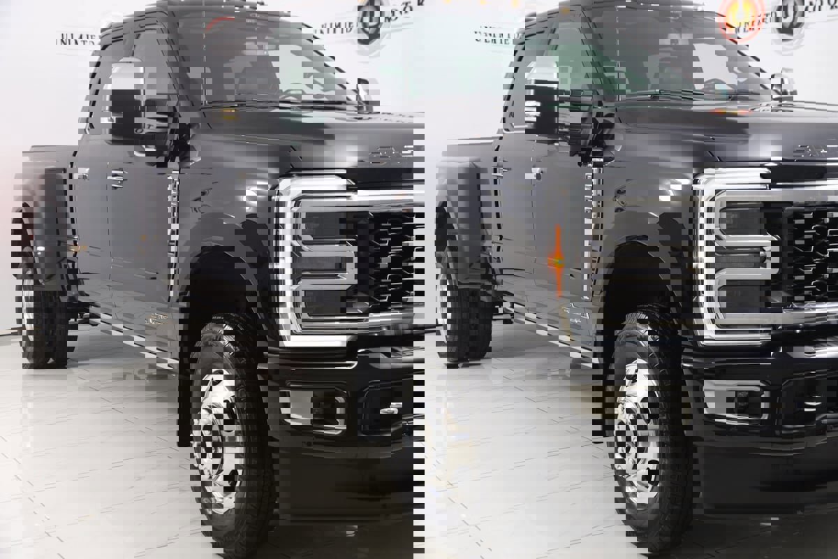 Used 2024 Ford F350 Platinum image 51