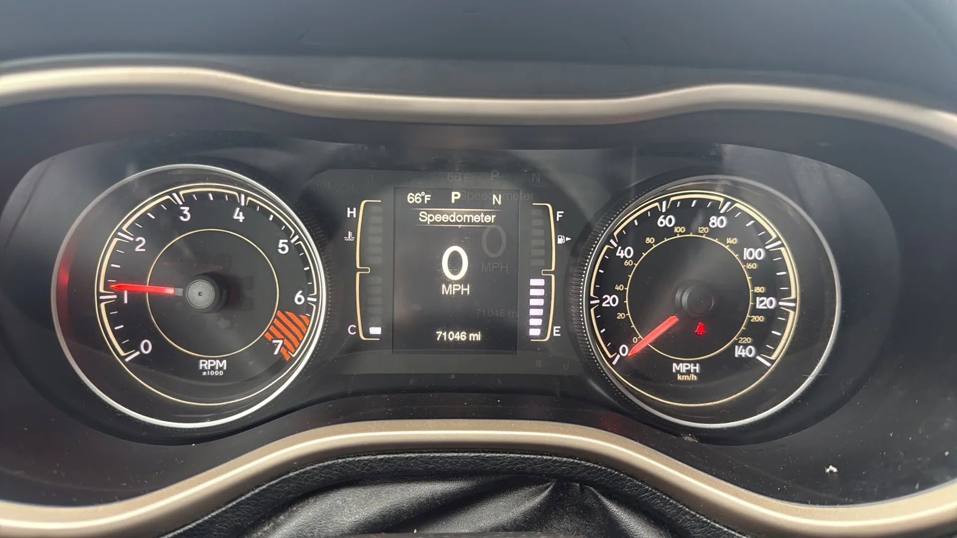 Used 2014 Jeep Cherokee Sport image 27