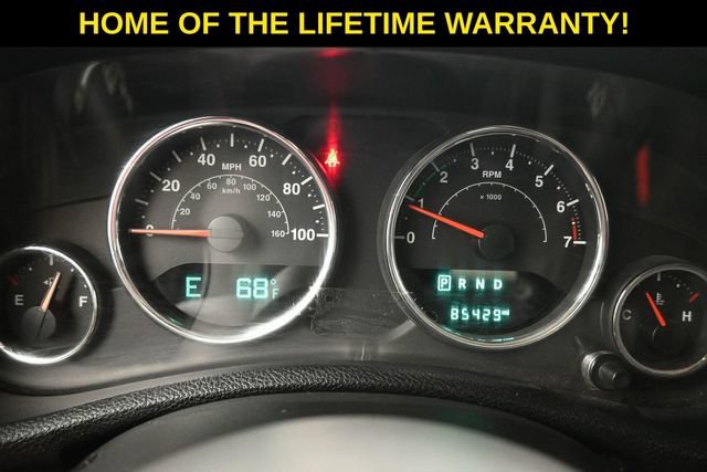 Used 2015 Jeep Wrangler Sport AWD/4WD image 16