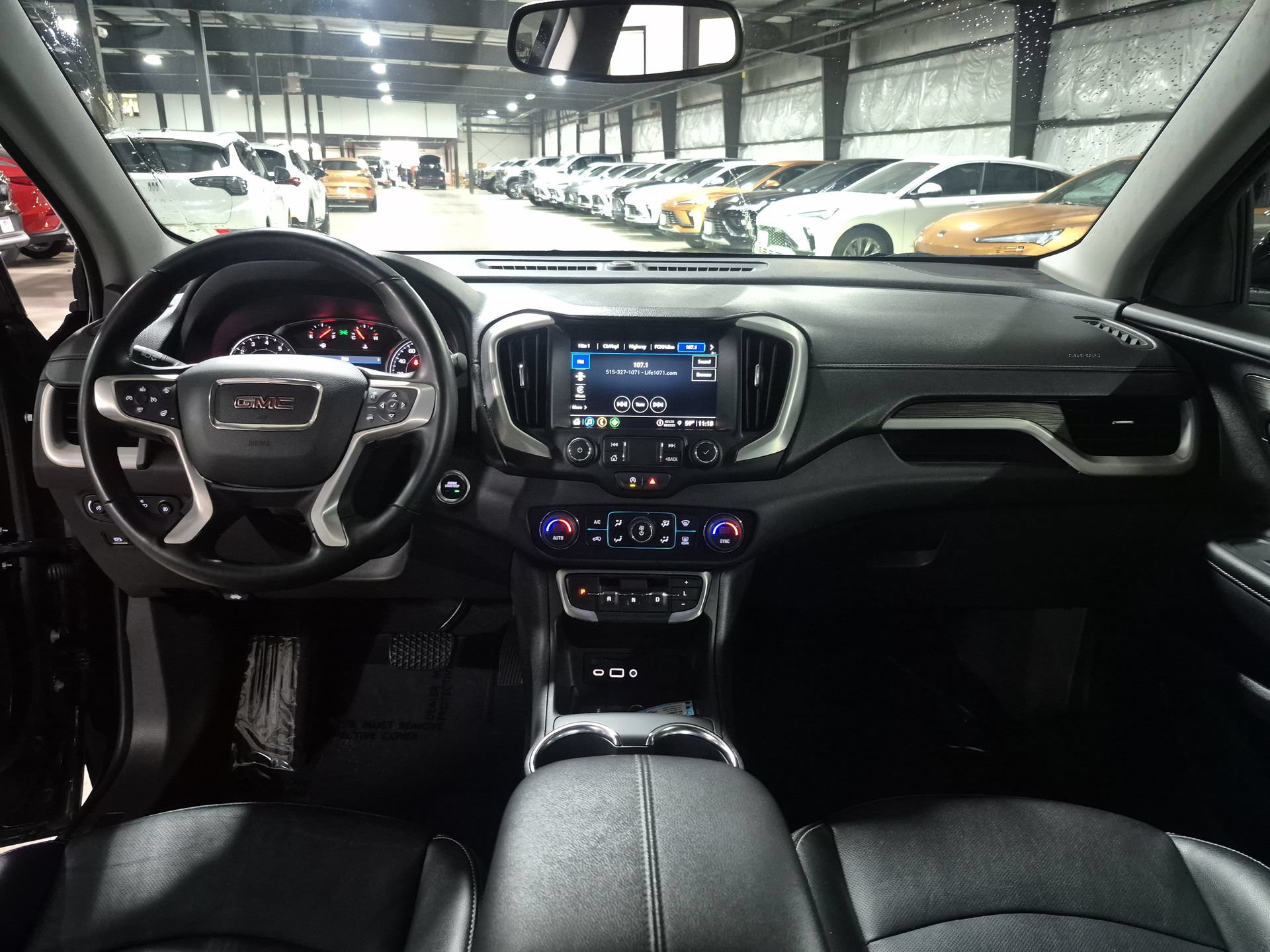 Used 2024 GMC Terrain SLT AWD/4WD image 21