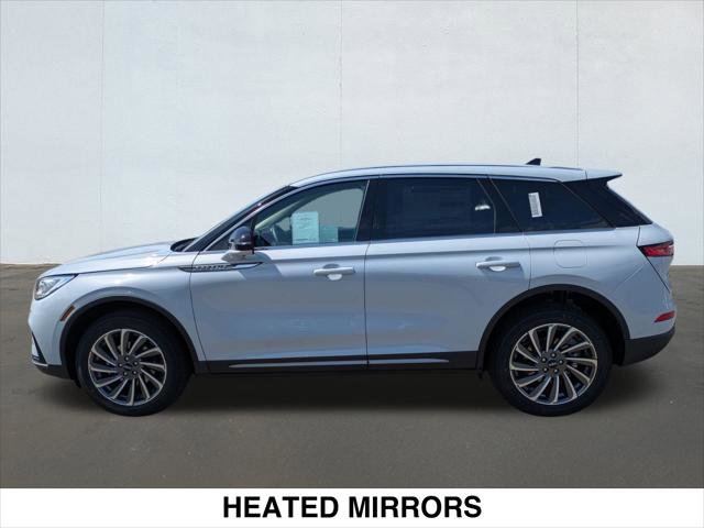 New 2025 Lincoln Corsair Reserve image 3