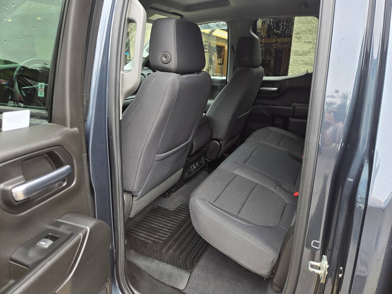 Used 2019 Chevrolet Silverado 1500 LT w/ All-Star Edition AWD/4WD image 10