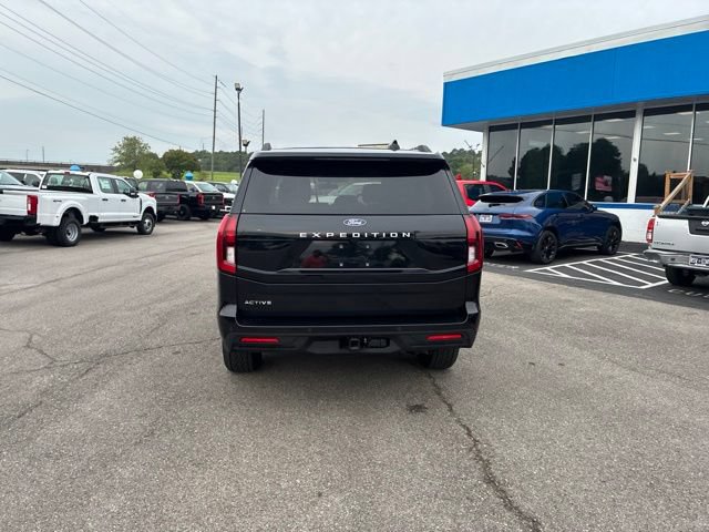 Used 2025 Ford Expedition Active AWD/4WD image 27
