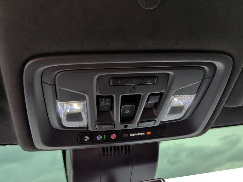 Used 2024 GMC Sierra 2500 Denali Ultimate image 22