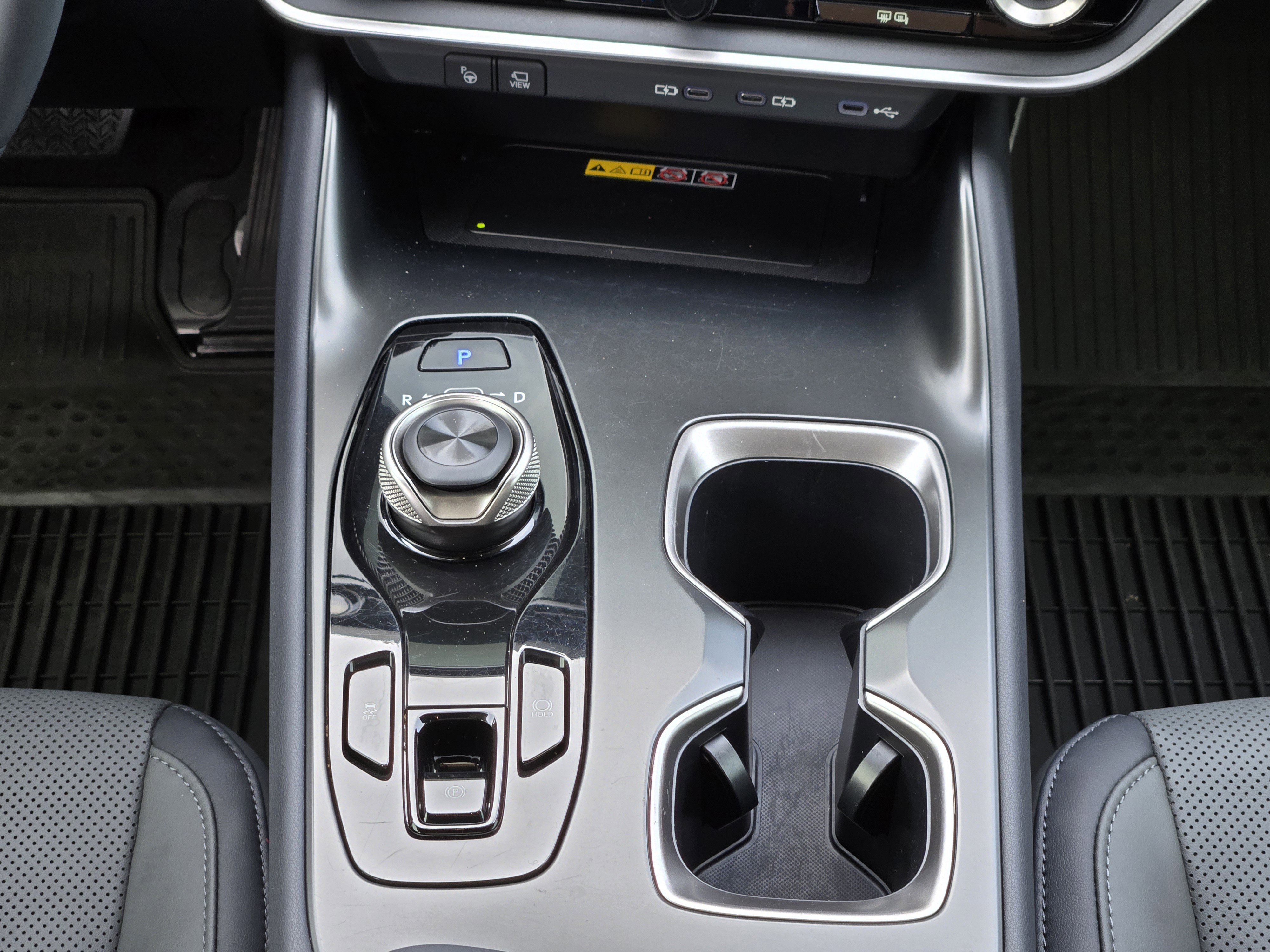 Used 2023 Lexus RZ 450e Premium w/ Technology Package image 27