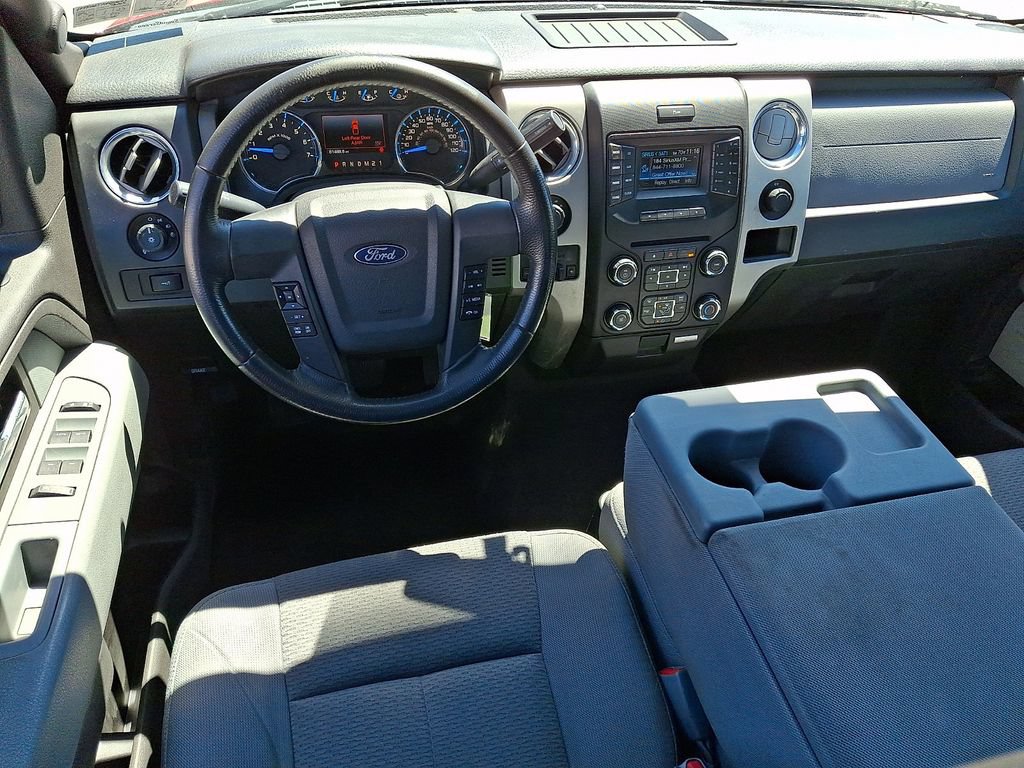 Used 2013 Ford F150 XLT w/ Luxury Equipment Group AWD/4WD image 2