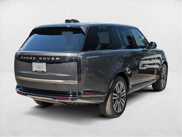 New 2025 Land Rover Range Rover SE image 2