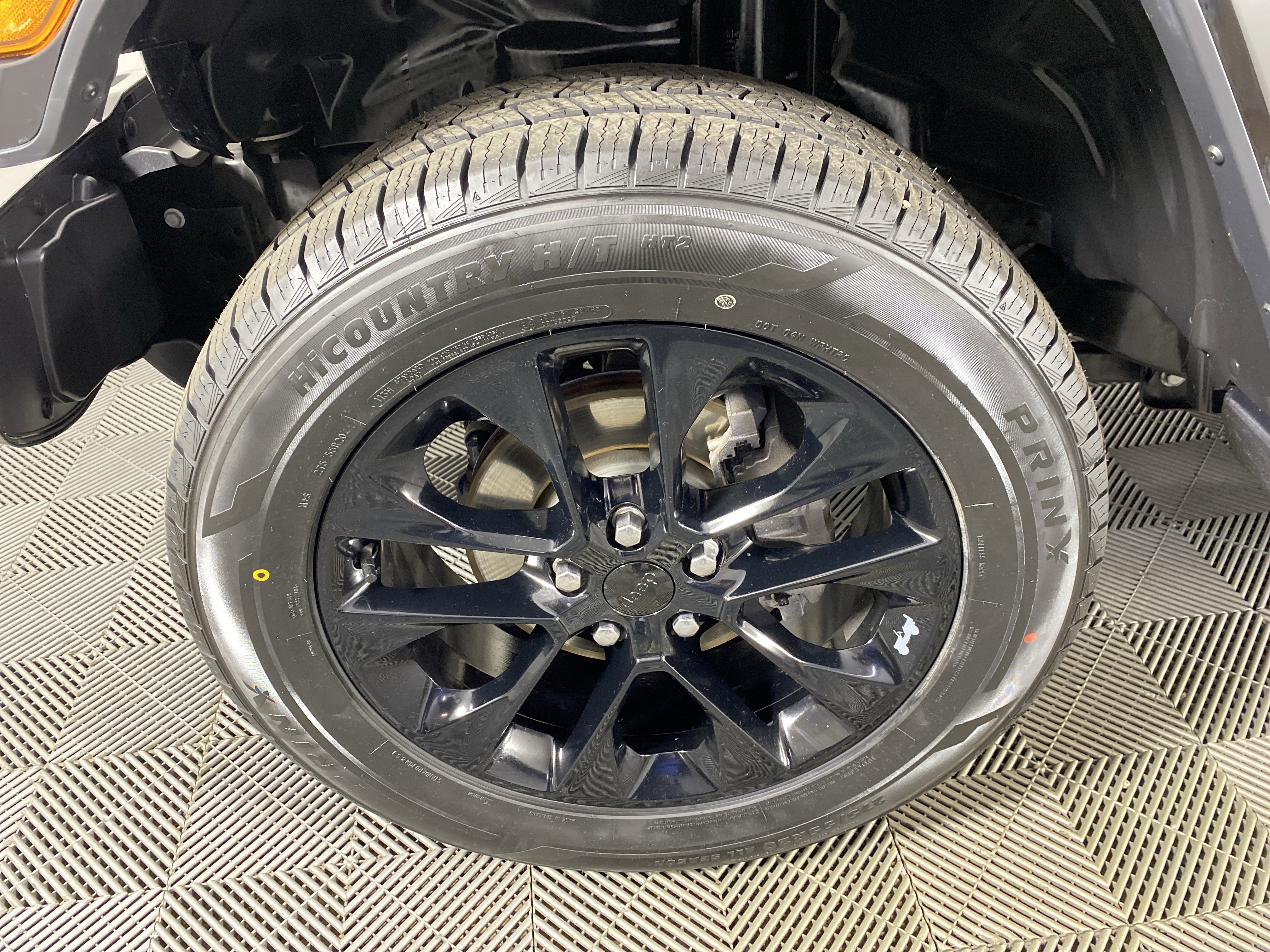 Used 2021 Jeep Gladiator Overland image 13