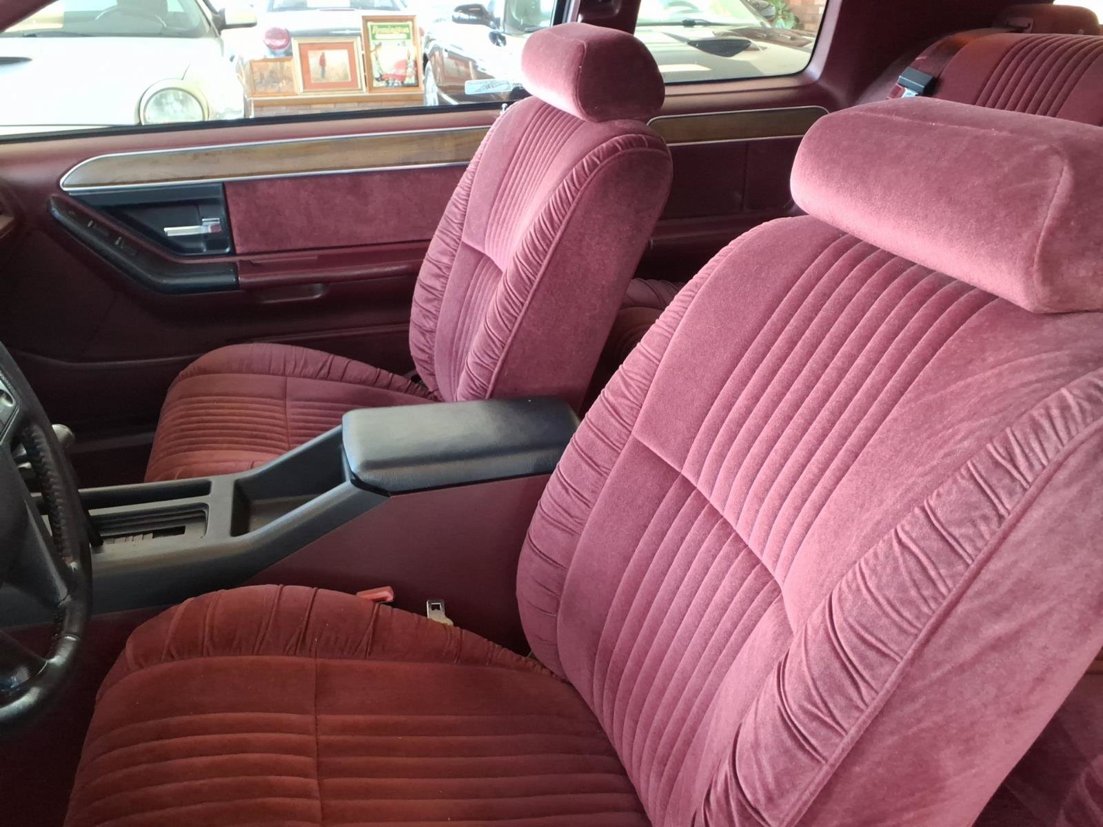 Used 1989 Mercury Cougar LS RWD image 6