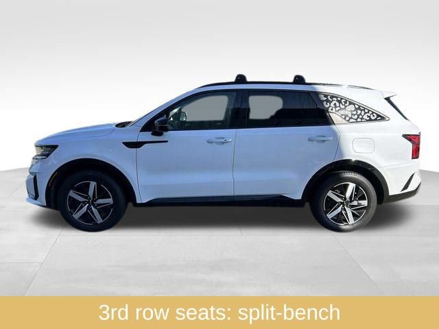Used 2022 Kia Sorento EX image 9