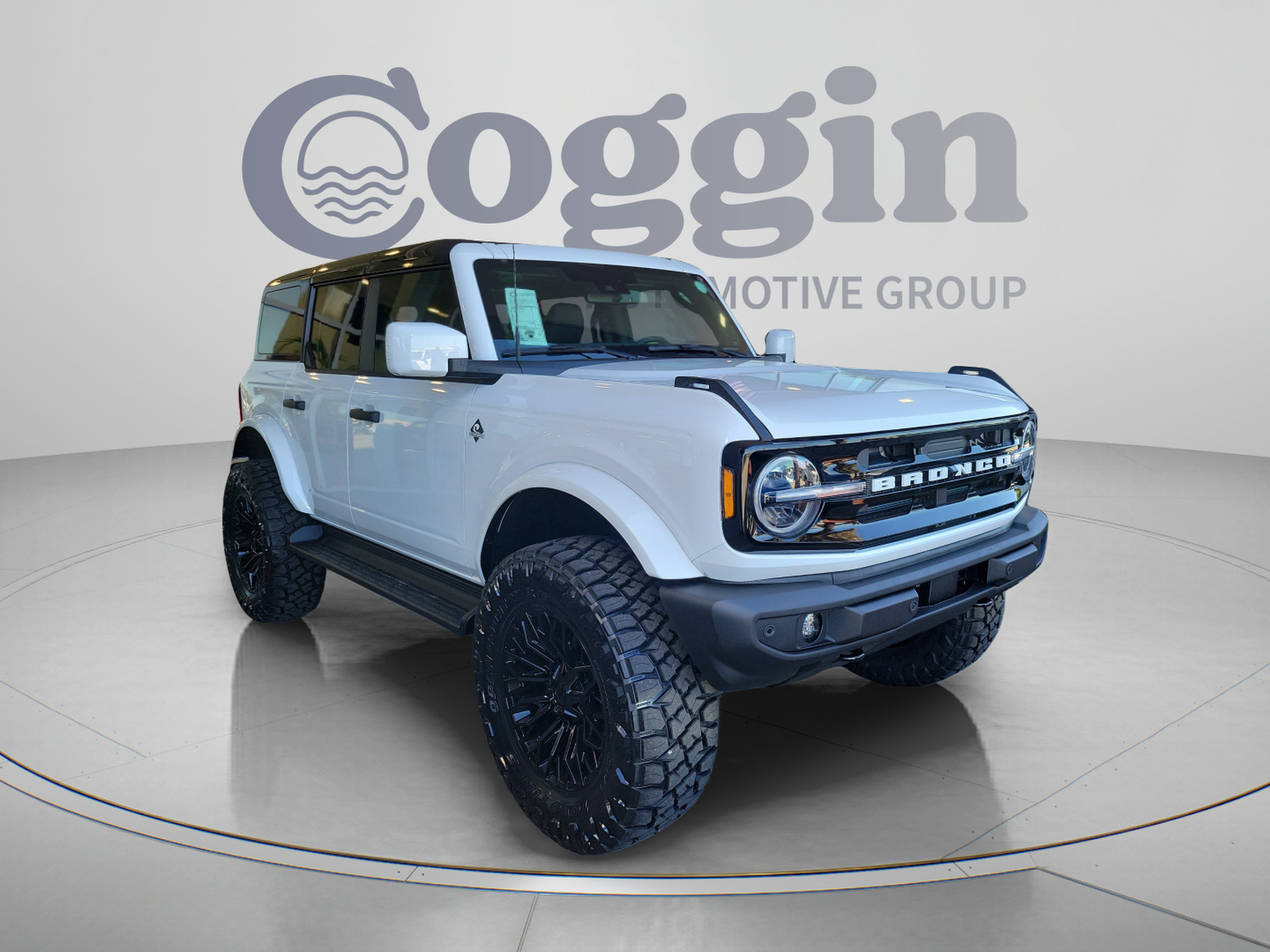 New 2026 Ford Bronco Outer Banks AWD/4WD image 4