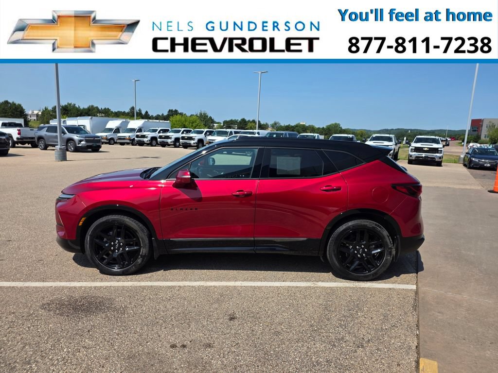 Used 2023 Chevrolet Blazer RS w/ Driver Confidence II Package AWD/4WD image 4