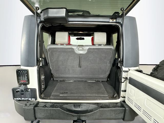 Used 2009 Jeep Wrangler X image 21