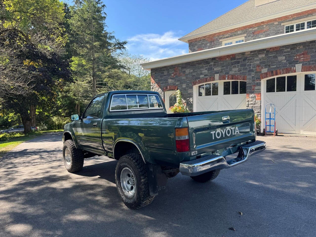 Used 1992 Toyota Pickup Deluxe image 16