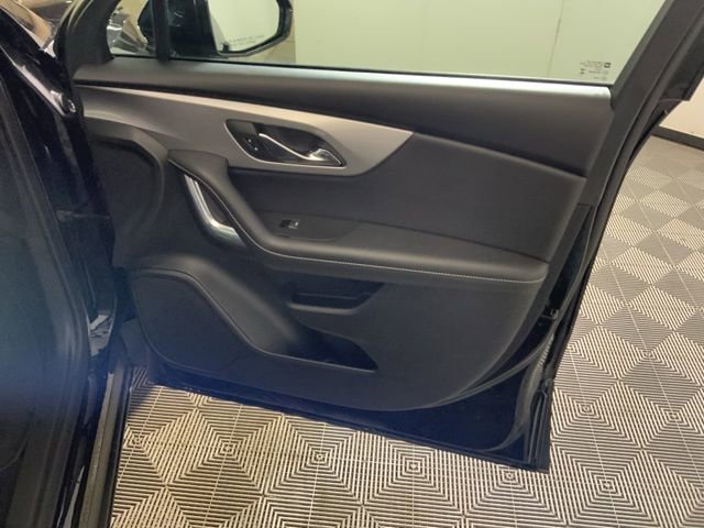 Used 2025 Chevrolet Blazer LT image 35