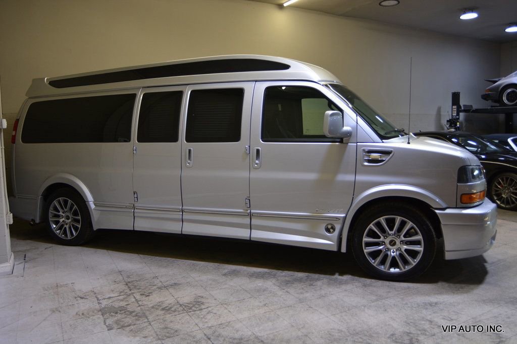 Used 2020 GMC Savana 2500 Extended w/ Enhanced Convenience Package image 43