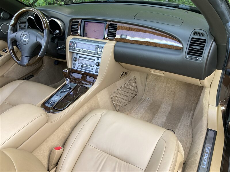 Used 2006 Lexus SC 430 Convertible RWD image 19