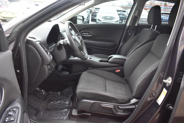 Used 2018 Honda HR-V EX image 18