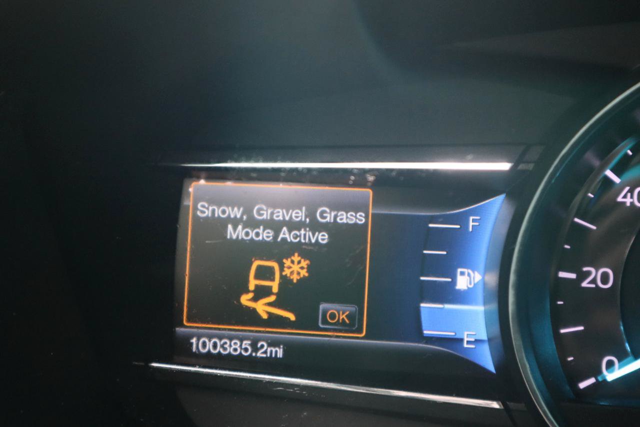Used 2017 Ford Explorer XLT w/ Equipment Group 201A AWD/4WD image 85