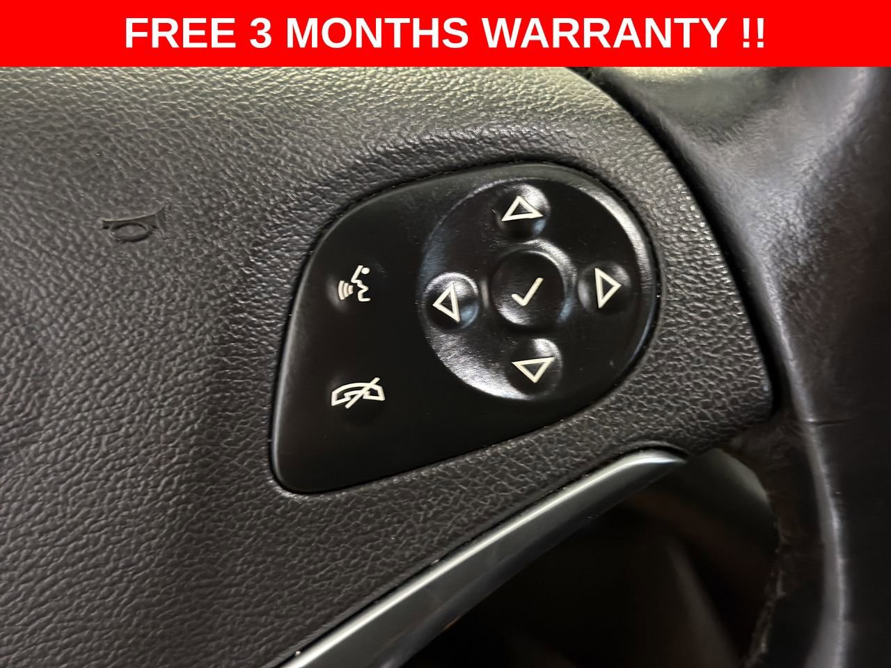 Used 2018 Chevrolet Impala LT FWD image 38