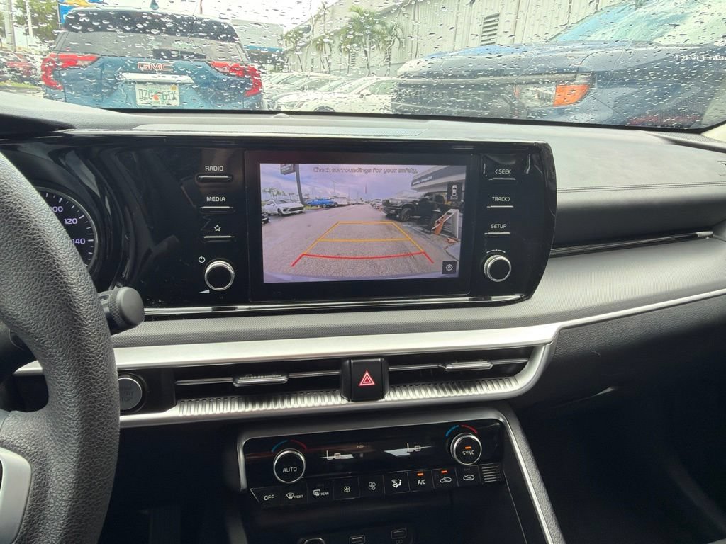 Used 2024 Kia K5 LXS FWD image 2