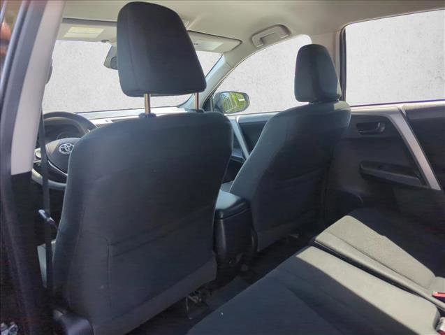Used 2018 Toyota RAV4 LE w/ All Weather Liner Package image 19