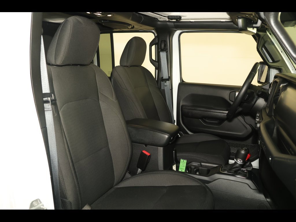 Used 2021 Jeep Wrangler Unlimited Sport image 26
