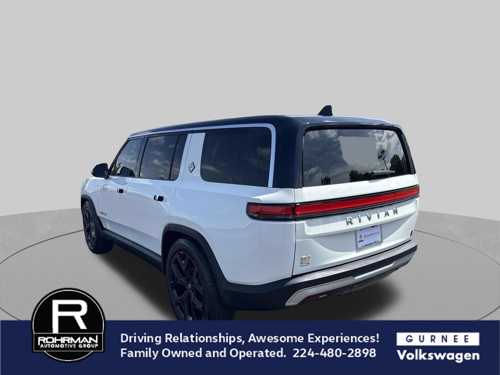 Used 2023 Rivian R1S Adventure AWD/4WD image 6