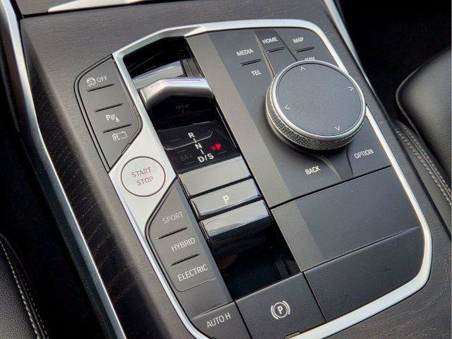Used 2023 BMW 330e RWD image 25