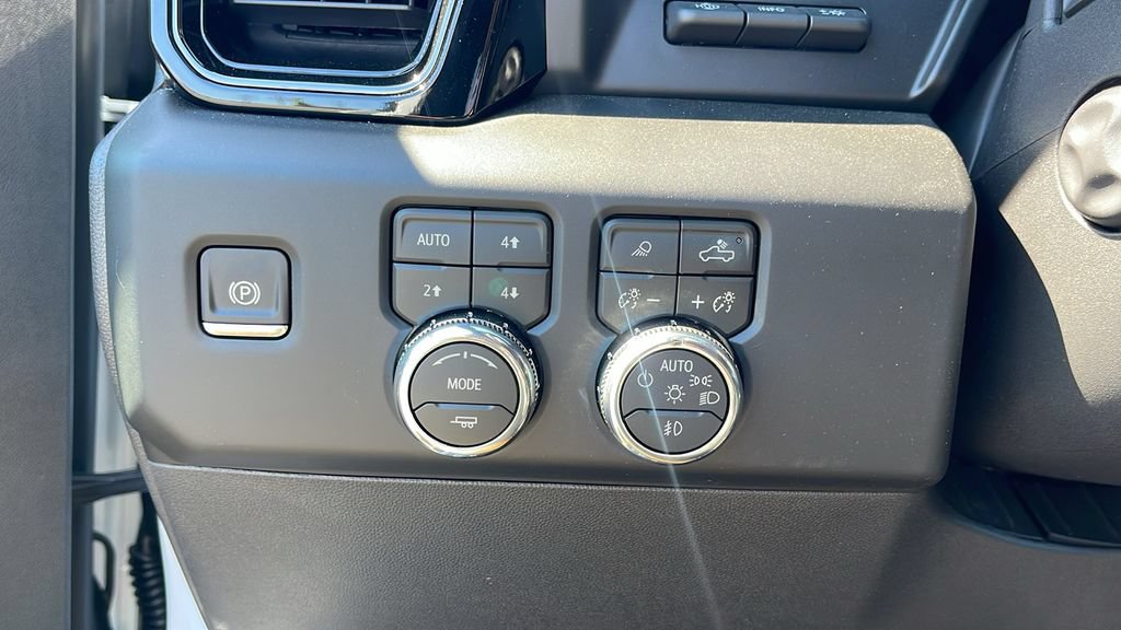 New 2026 GMC Sierra 1500 AT4 w/ AT4 Premium Package AWD/4WD image 25