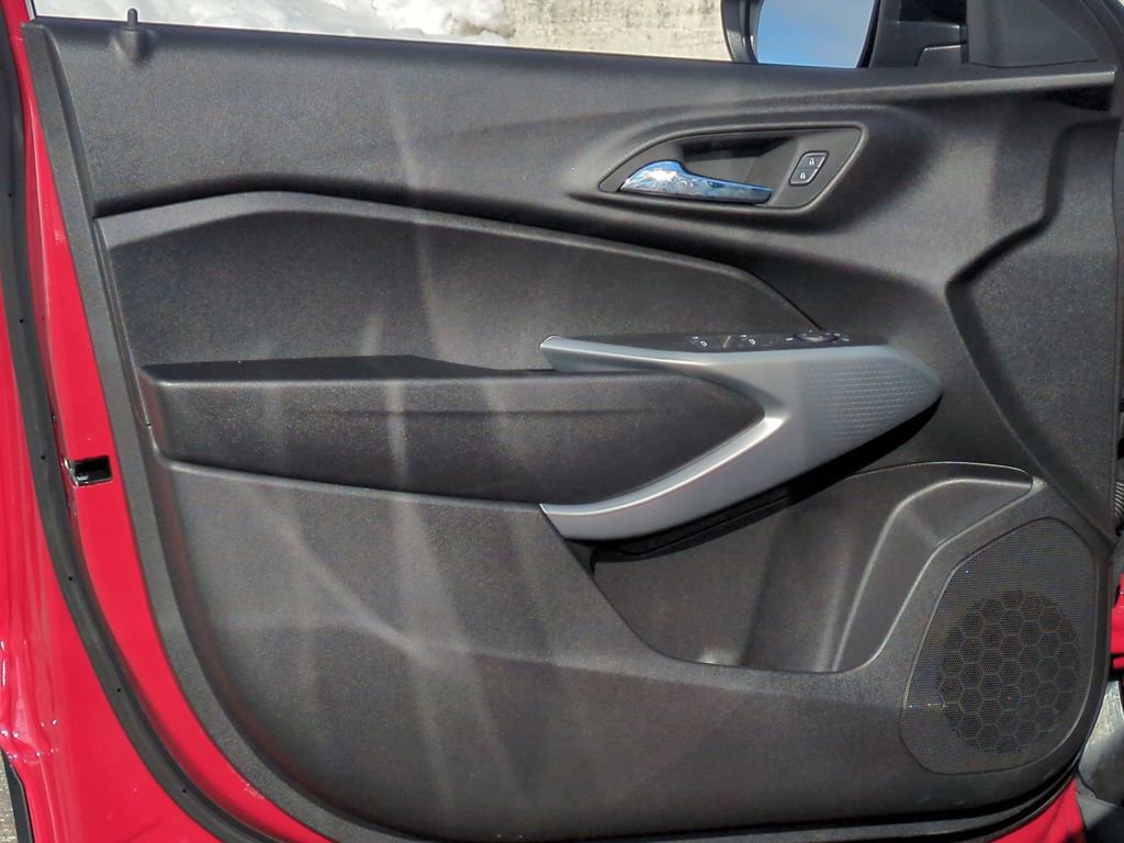 New 2026 Chevrolet Trax RS image 31