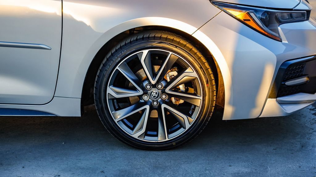 Used 2022 Toyota Corolla SE w/ Carpet Mat Package (TMS) image 11