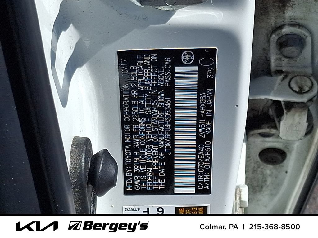 Used 2017 Toyota Prius Four FWD image 28
