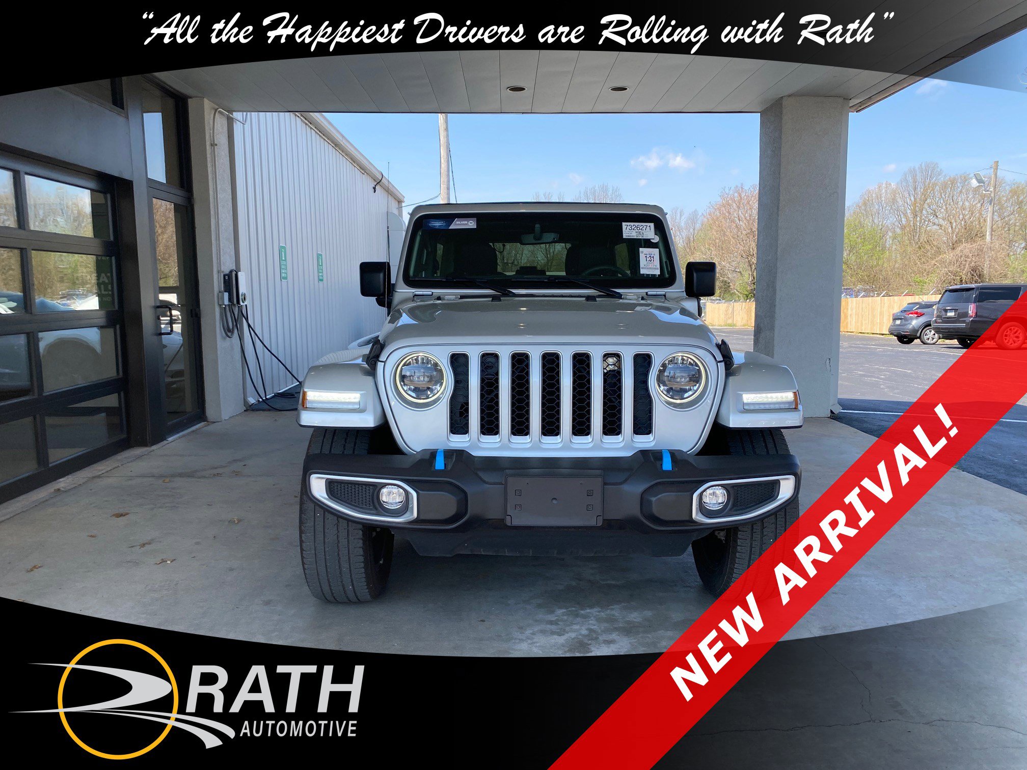 Used 2023 Jeep Wrangler Sahara AWD/4WD image 3