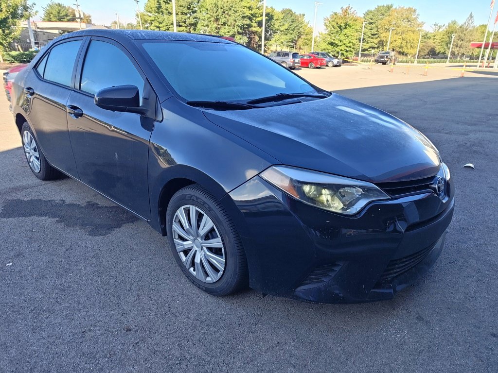 Used 2014 Toyota Corolla LE FWD image 3